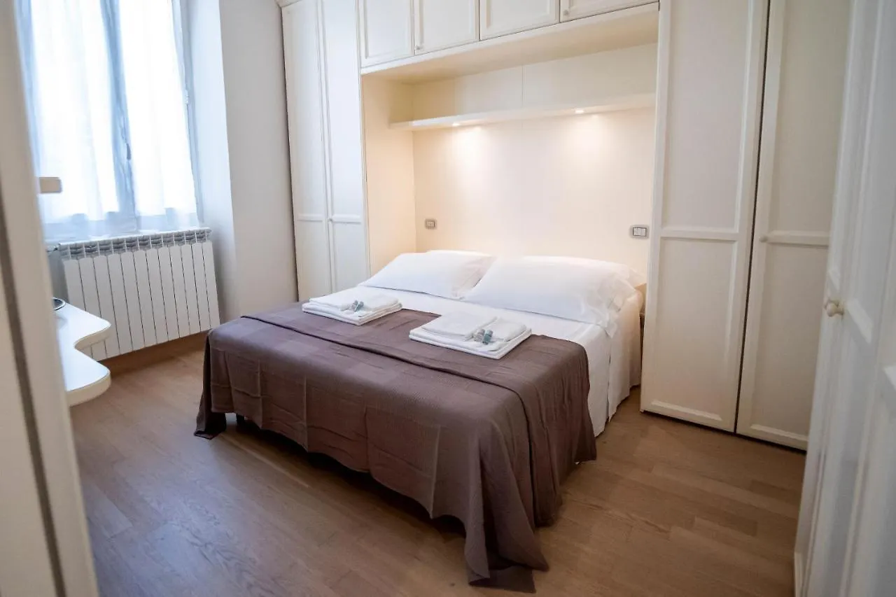 Noliday Suite Riviera Luxury Sea Flat 0*, Noli Italia