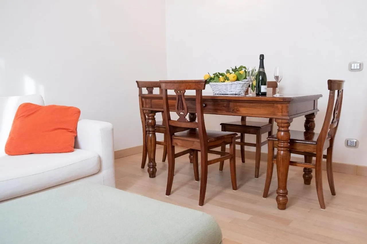 Noliday Suite Riviera Luxury Sea Flat Italy